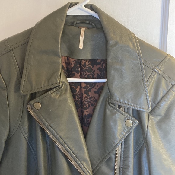 Free people Jacket - Picture 2 of 7